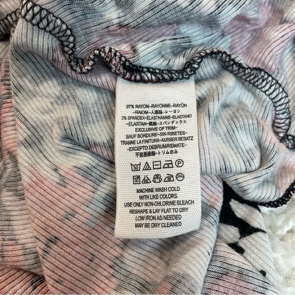 Free People Key To Your Heart mini dress in Black Red Floral size small - Picture 10 of 12